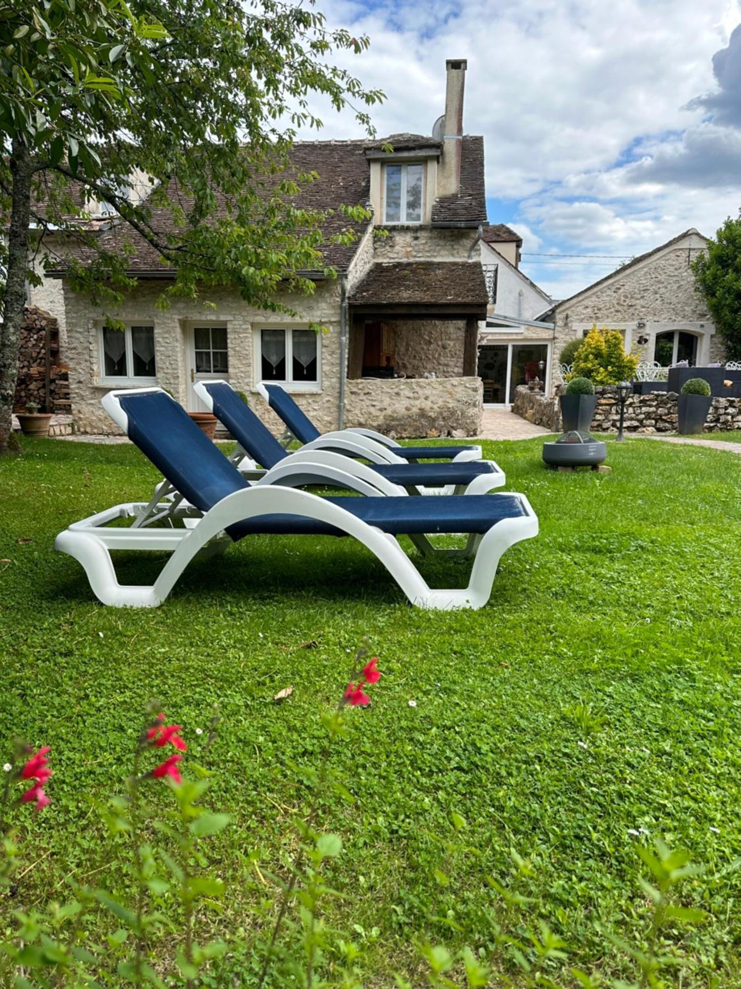 Féricy Chambres D'Hotes De La Vallee Javot מראה חיצוני תמונה